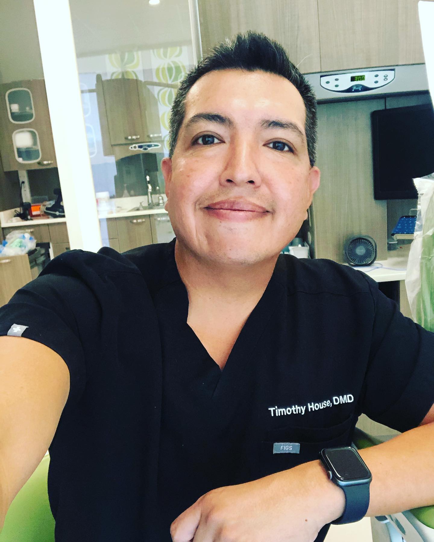 Lead Dentist — House of Dentistry